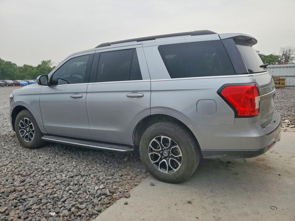 2023 FORD EXPEDITION XLT 2