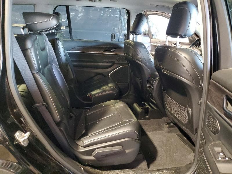 2021 JEEP GRAND CHEROKEE L LIMITED 11
