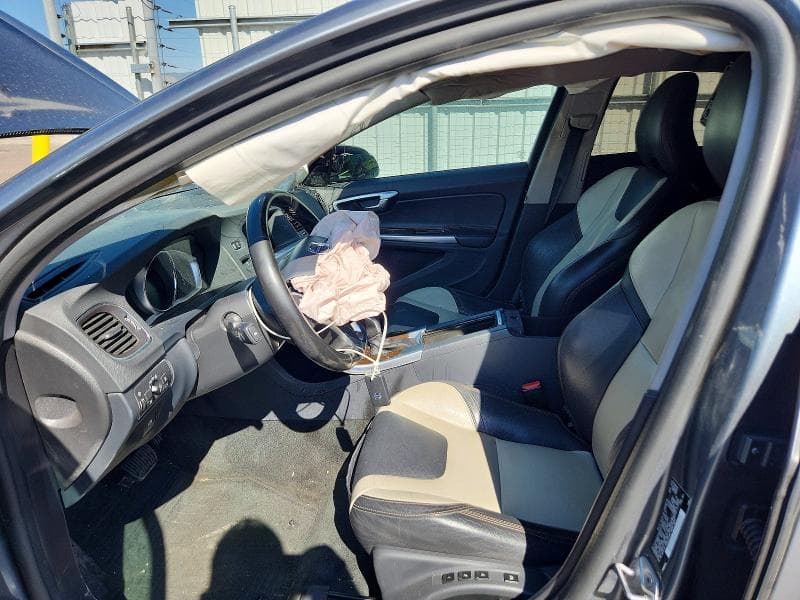 2017 VOLVO S60 CROSS COUNTRY T5 7