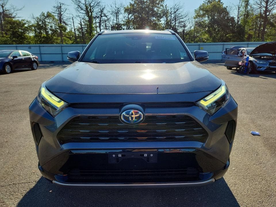 2022 TOYOTA RAV4 SE 5