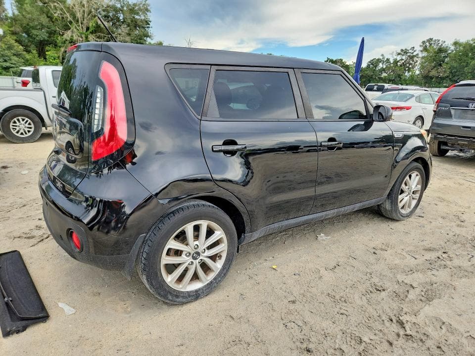 2017 KIA SOUL + 3