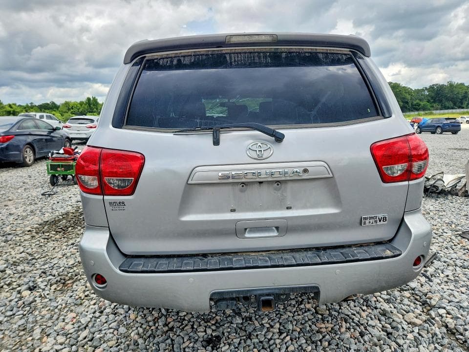 2017 TOYOTA SEQUOIA SR5 6