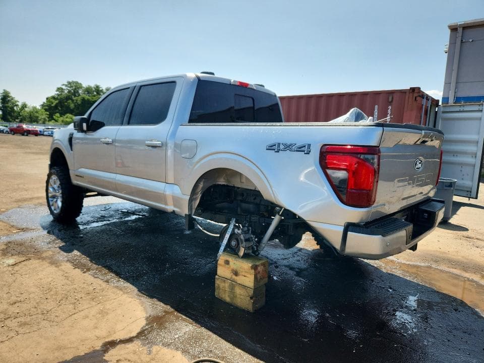 2025 FORD F150 XLT 2