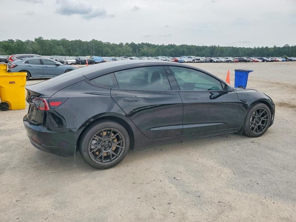 2022 TESLA MODEL 3 3