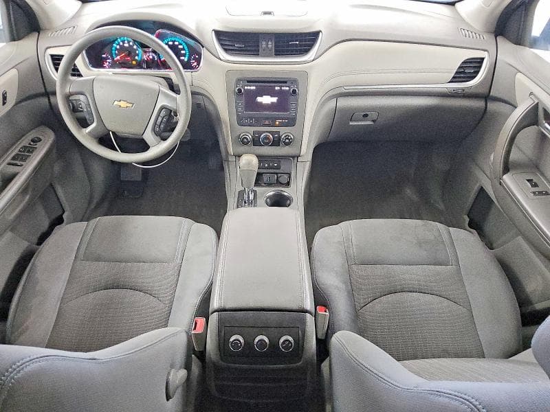 2017 CHEVROLET TRAVERSE LS 8