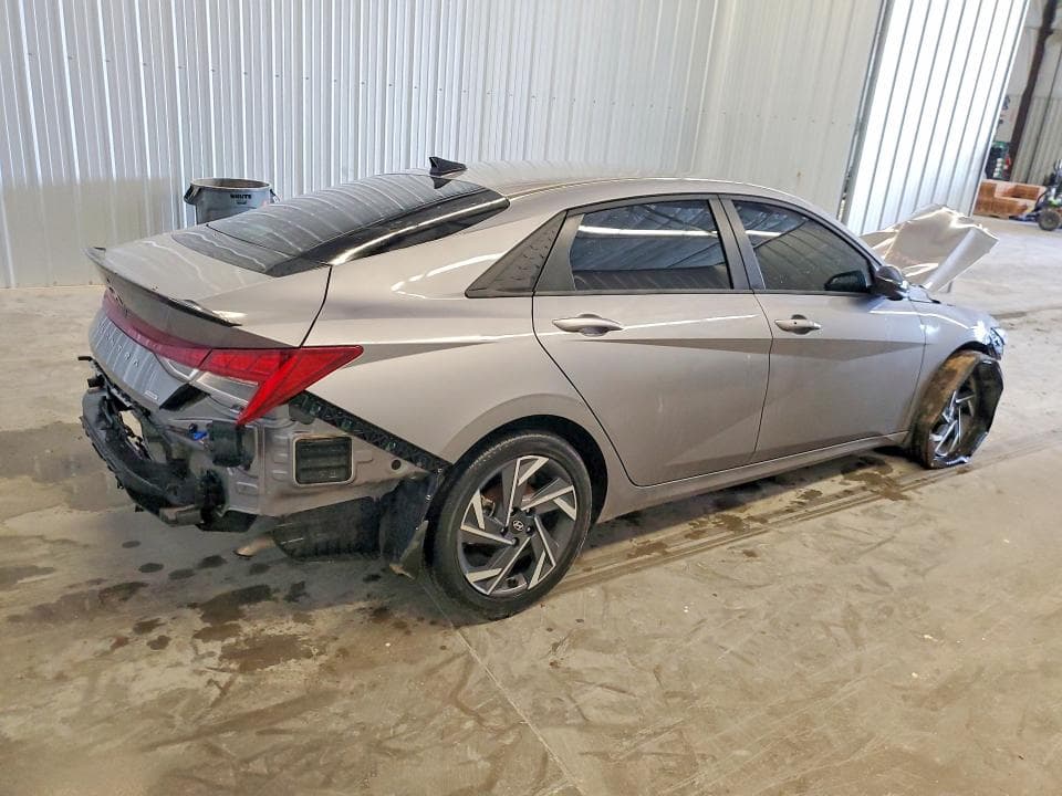 2025 HYUNDAI ELANTRA HYBRID SEL SPORT 3
