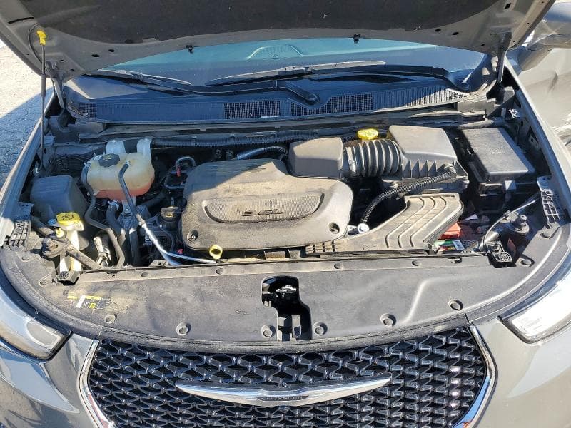 2022 CHRYSLER PACIFICA TOURING L 12