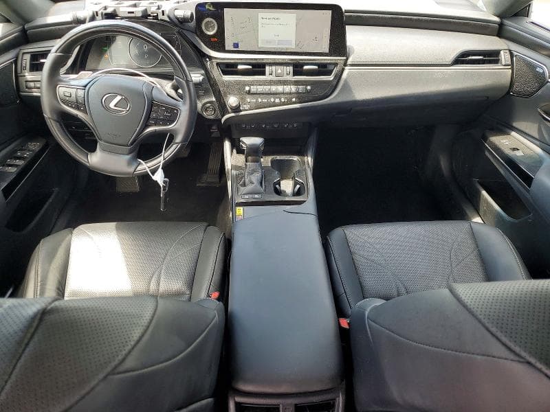 2025 LEXUS ES 300H LUXURY 8