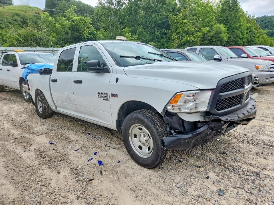 2023 RAM 1500 CLASSIC TRADESMAN 4