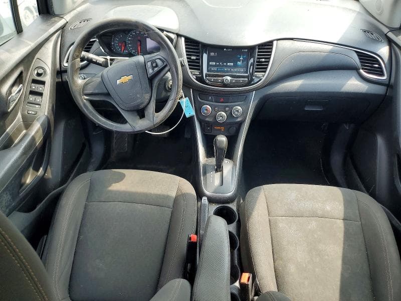 2017 CHEVROLET TRAX LS 8