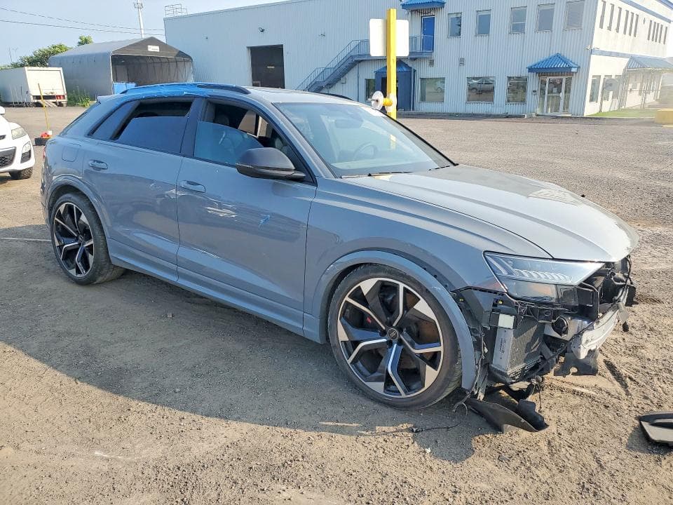 2023 AUDI RS Q8 4