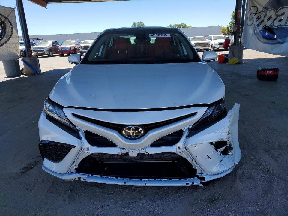 2024 TOYOTA CAMRY XSE 5
