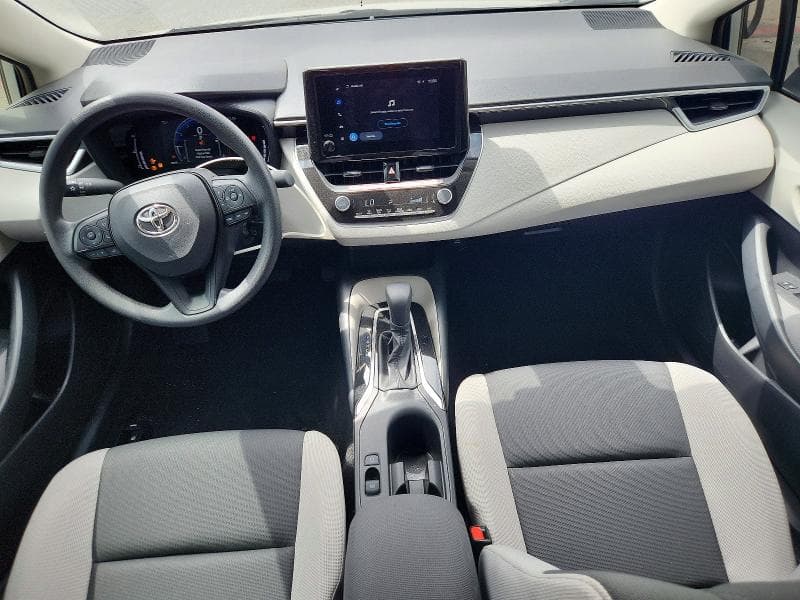 2026 TOYOTA COROLLA LE 8