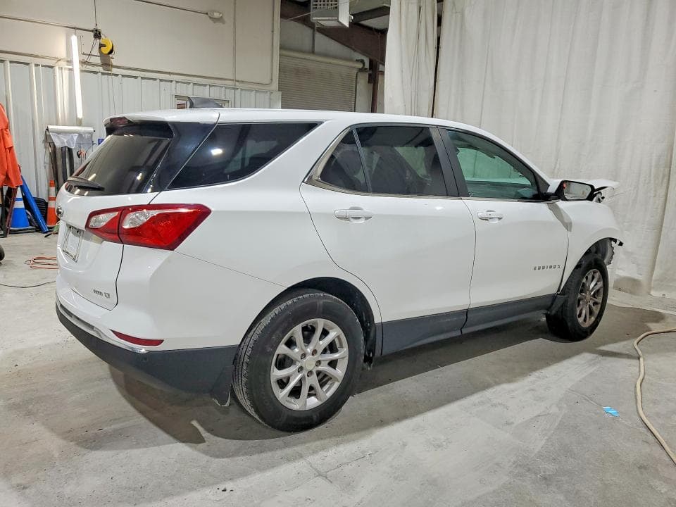 2021 CHEVROLET EQUINOX LT 3
