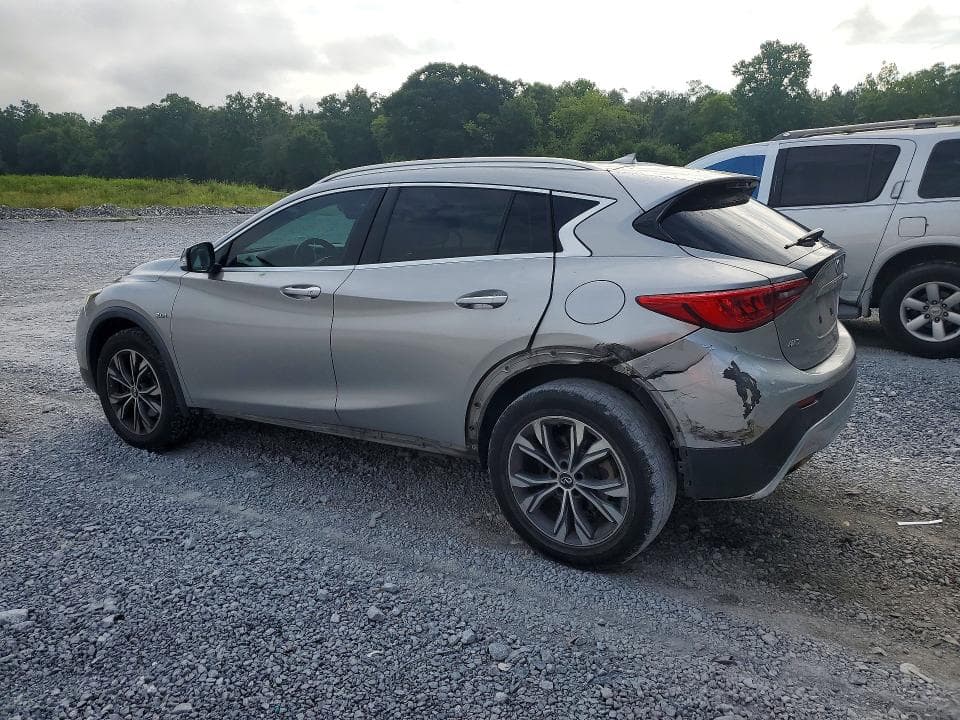 2018 INFINITI QX30 LUXURY 2