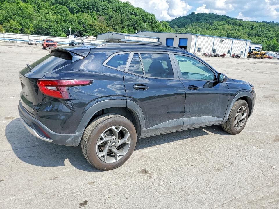 2025 CHEVROLET TRAX 1LT 3