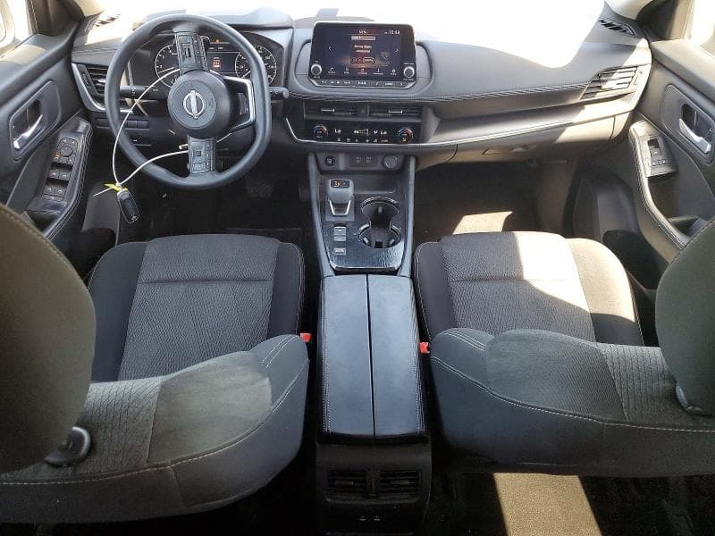2024 NISSAN ROGUE SV 8