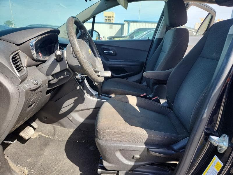 2021 CHEVROLET TRAX LS 7