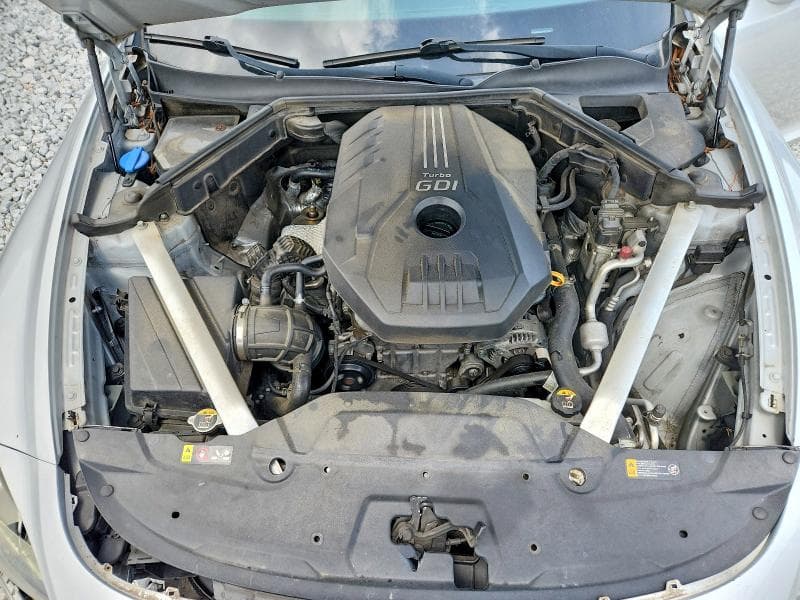 2018 KIA STINGER PREMIUM 11