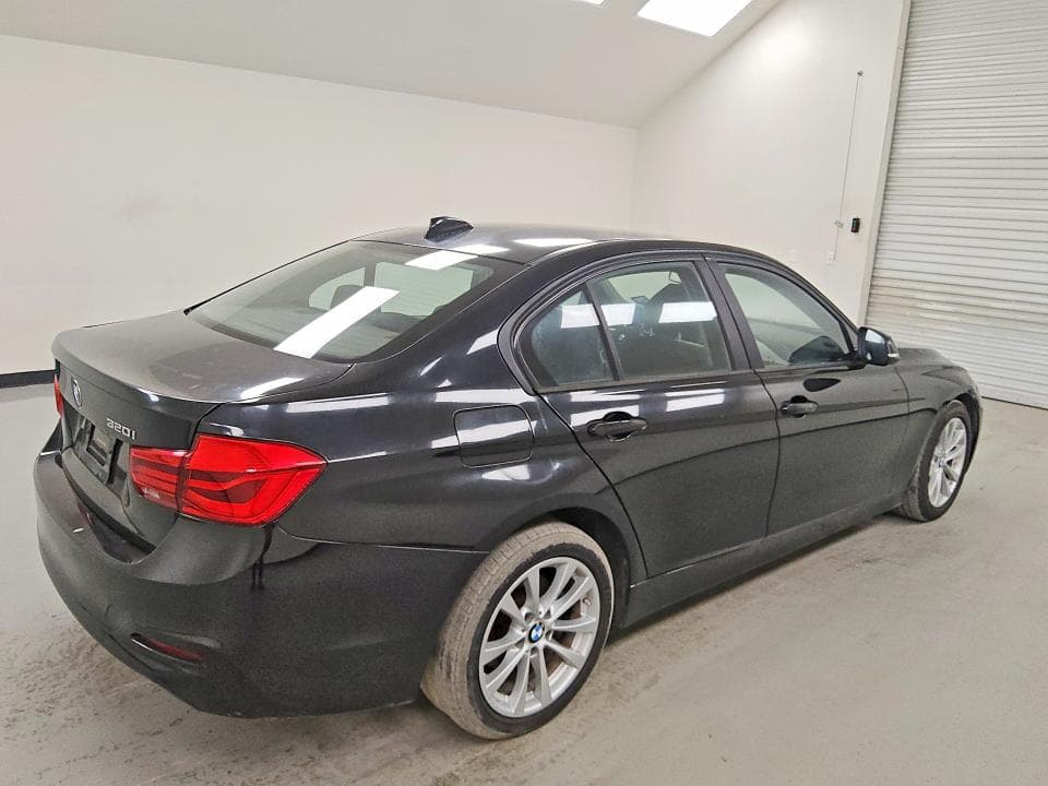 2017 BMW 320 I 3