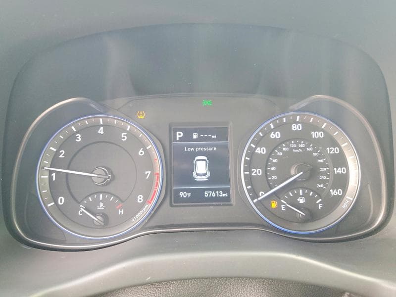 2020 HYUNDAI KONA SEL 9