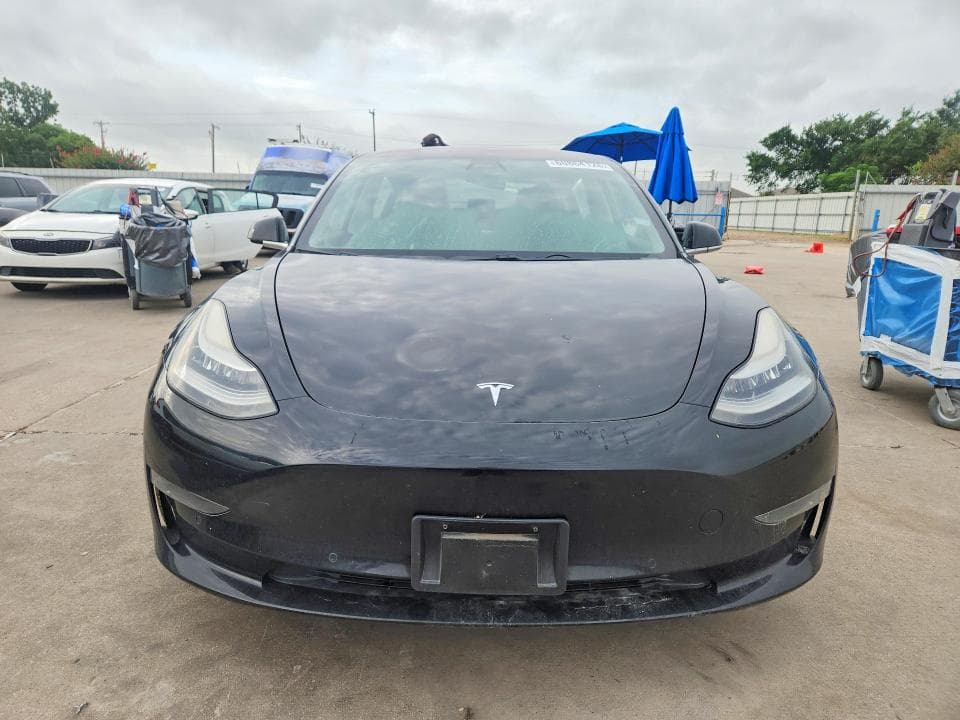2018 TESLA MODEL 3 5