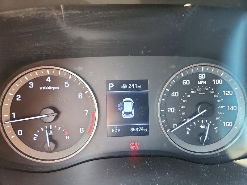 2021 HYUNDAI TUCSON SE 9