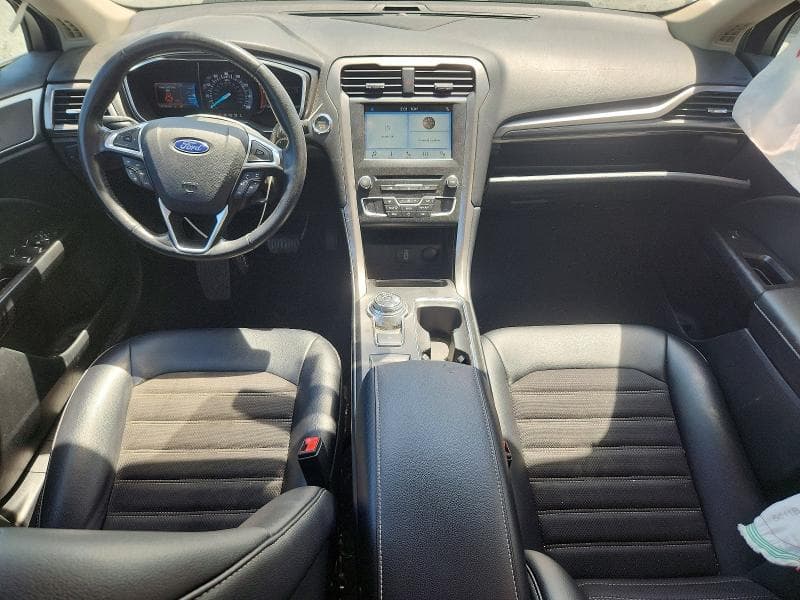 2017 FORD FUSION SE 8