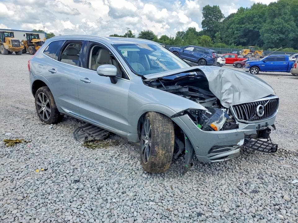 2018 VOLVO XC60 T8 INSCRIPTION 4