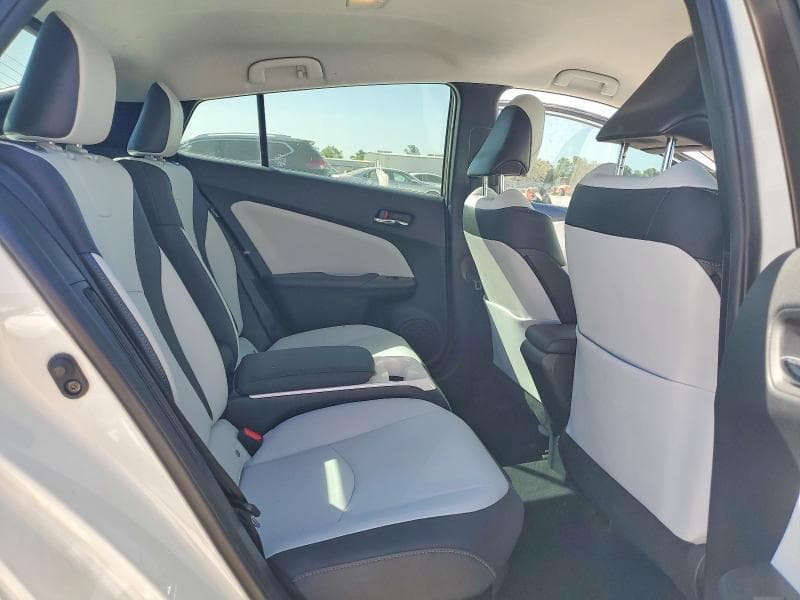2017 TOYOTA PRIUS PRIME ADVANCED 10