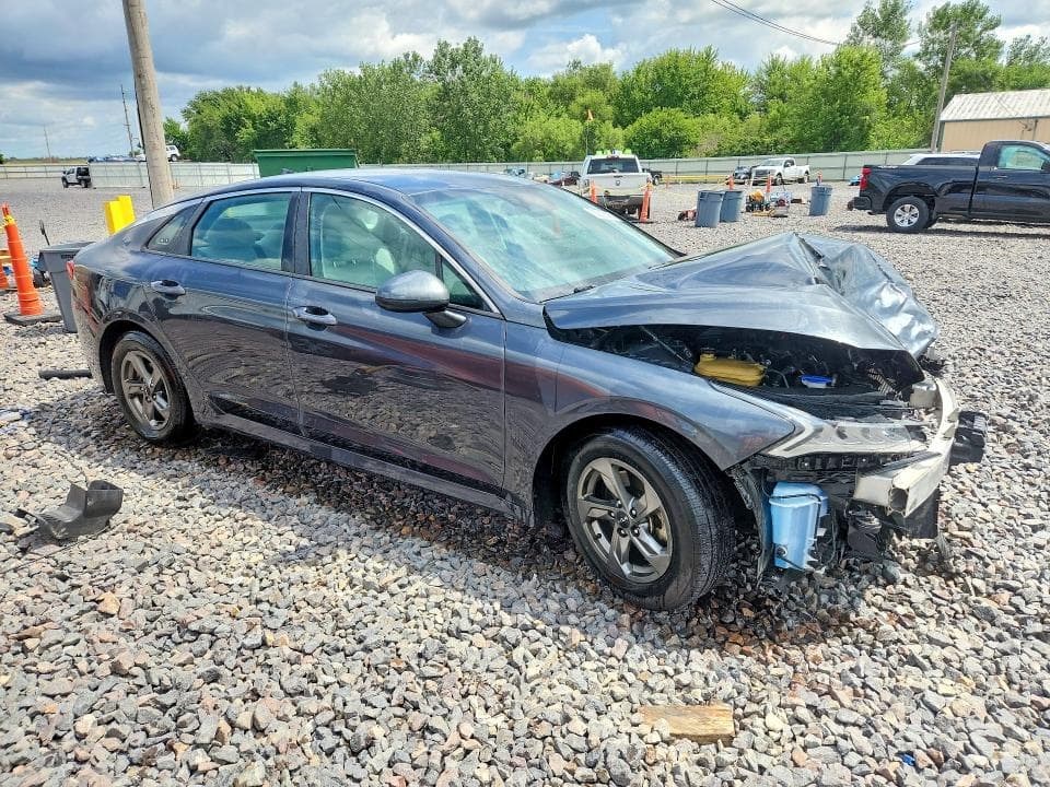 2022 KIA K5 LXS 4