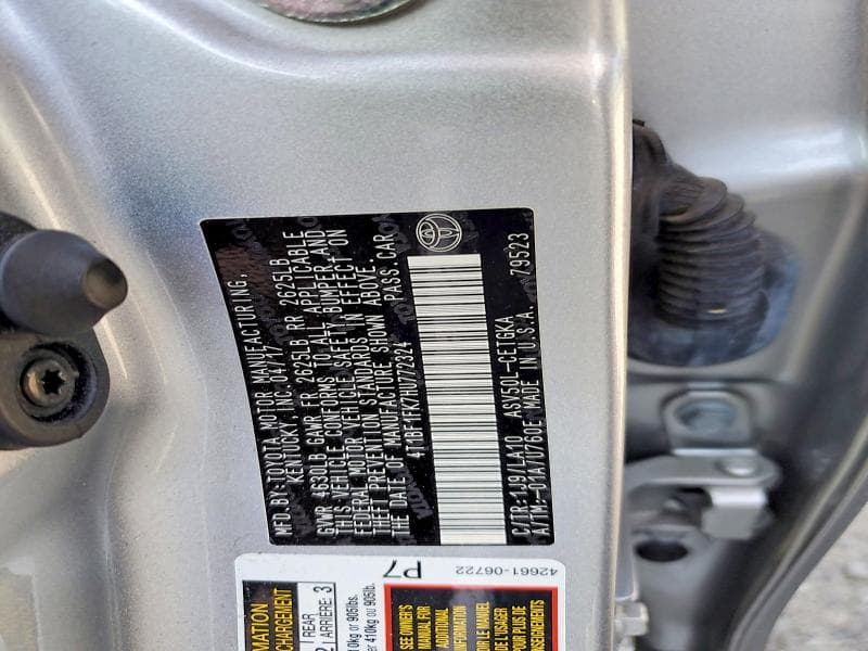 2017 TOYOTA CAMRY XLE 12