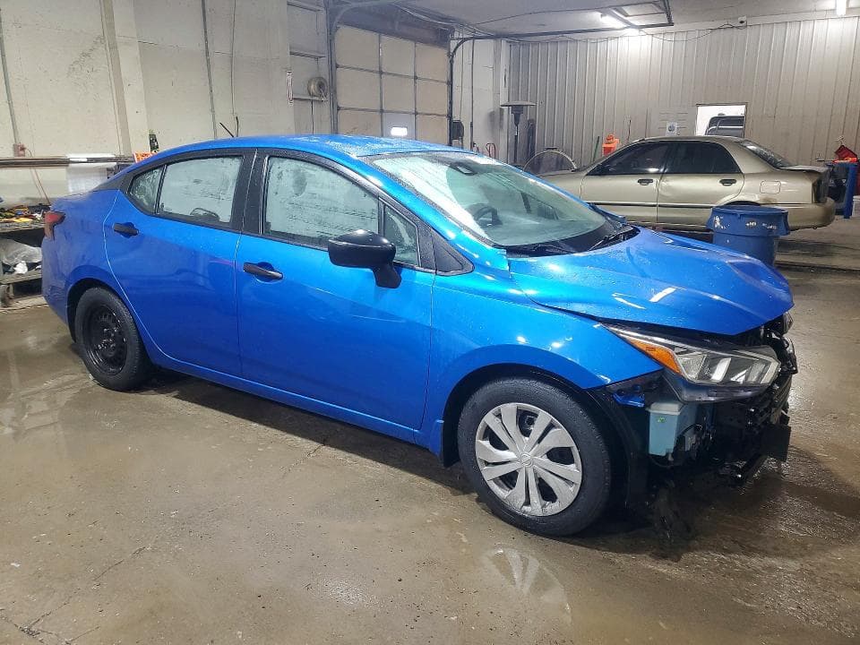 2020 NISSAN VERSA S 4