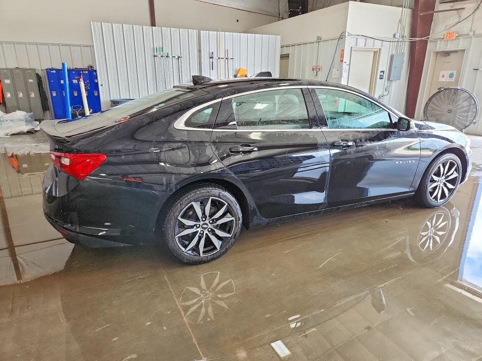 2017 CHEVROLET MALIBU LT 3
