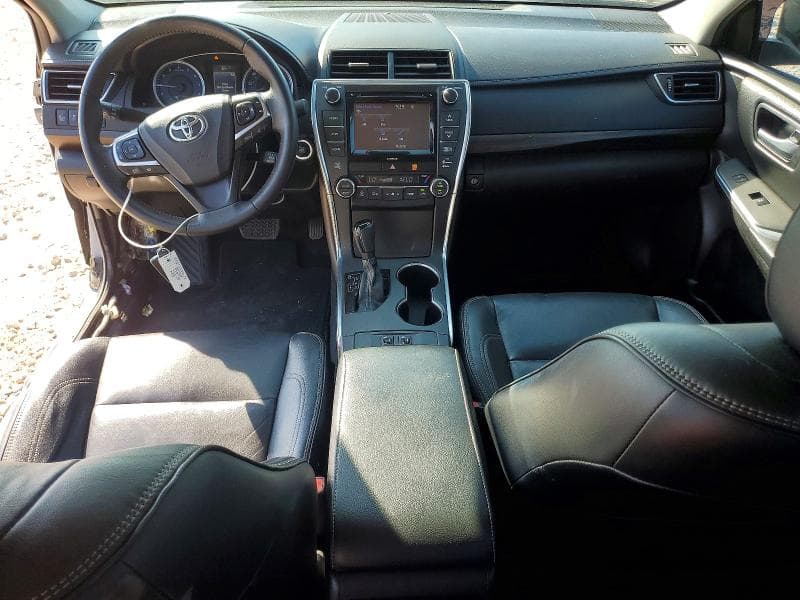 2017 TOYOTA CAMRY XLE 8
