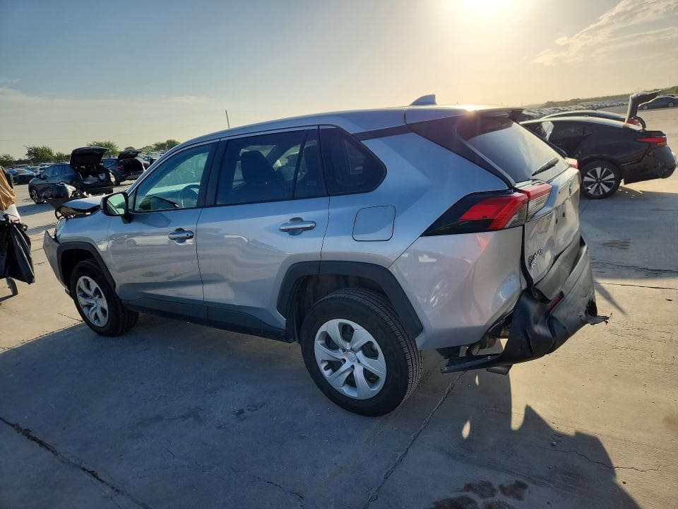 2023 TOYOTA RAV4 LE 2