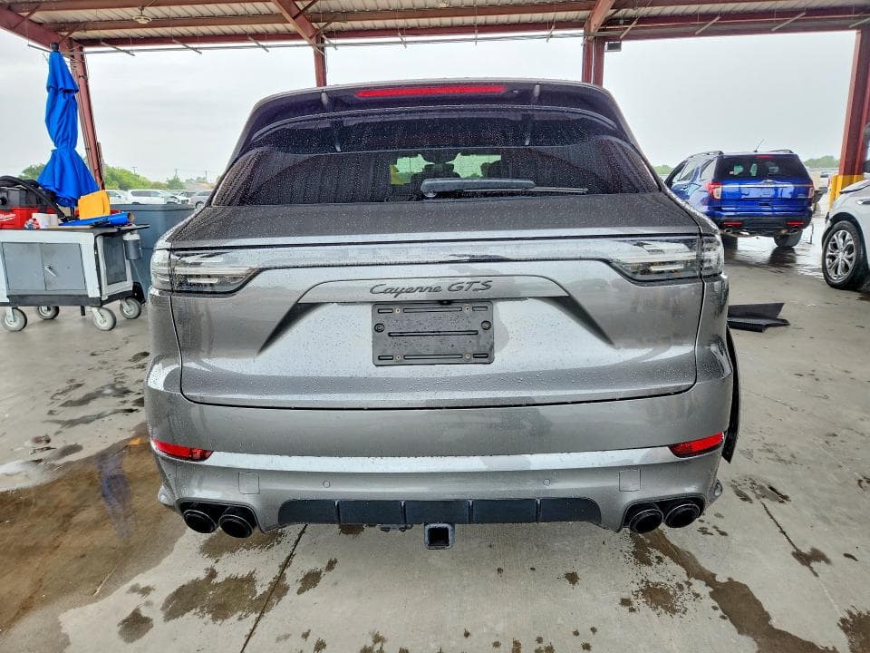 2021 PORSCHE CAYENNE GTS 6