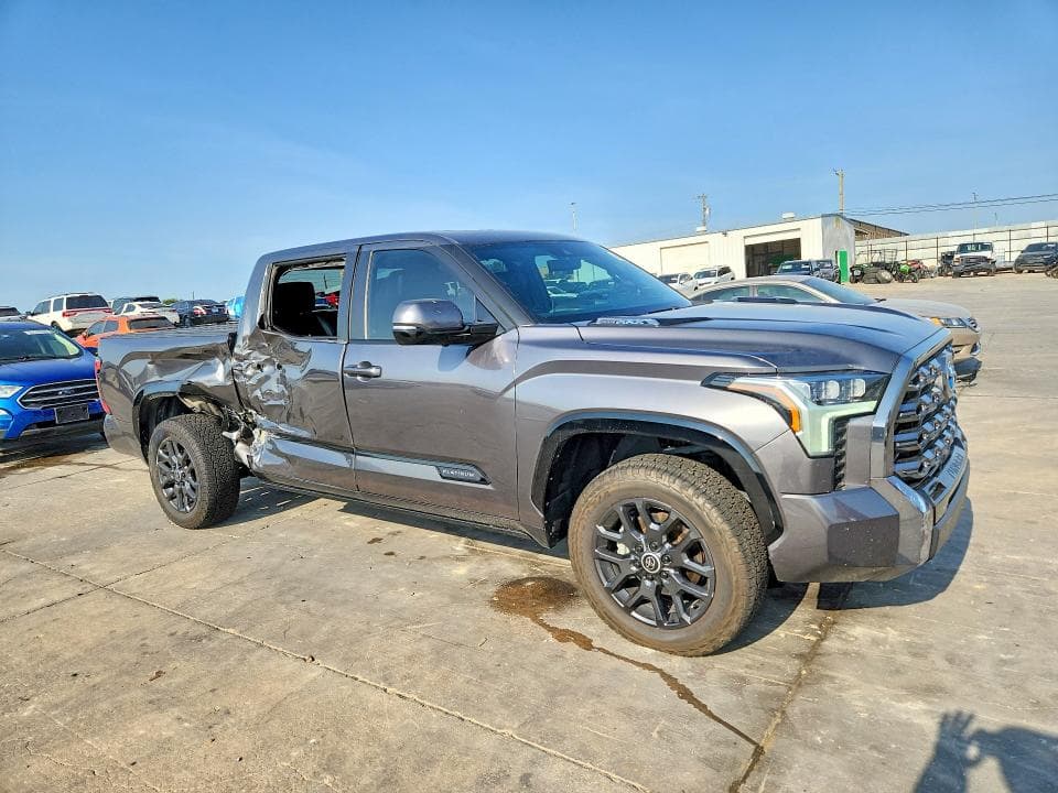2024 TOYOTA TUNDRA PLATINUM HV 4