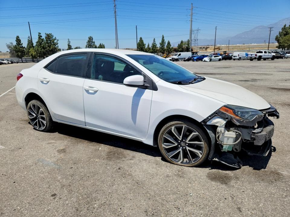 2019 TOYOTA COROLLA LE 4