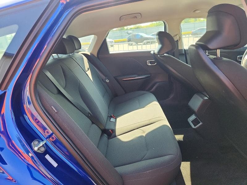 2026 KIA K4 LXS 10