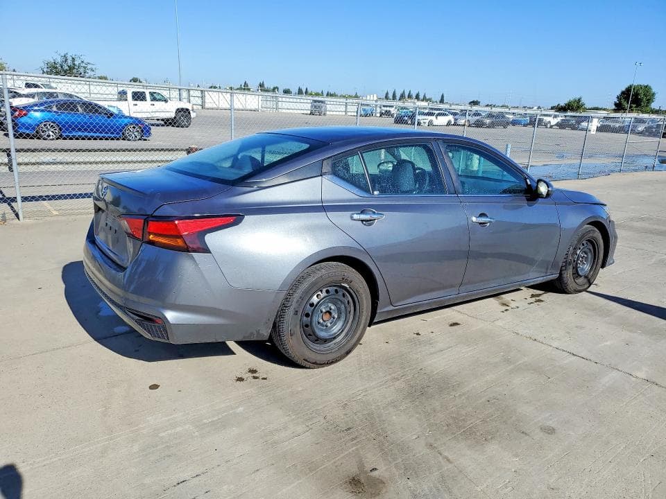 2021 NISSAN ALTIMA S 3