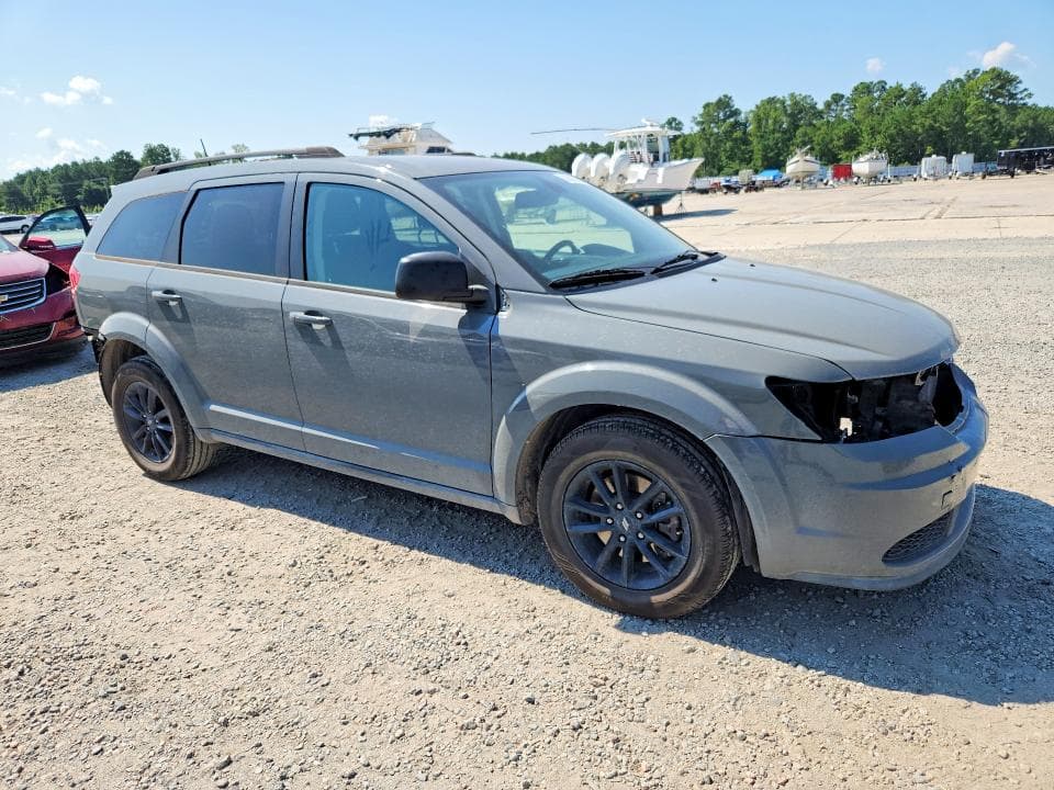 2020 DODGE JOURNEY SE 4