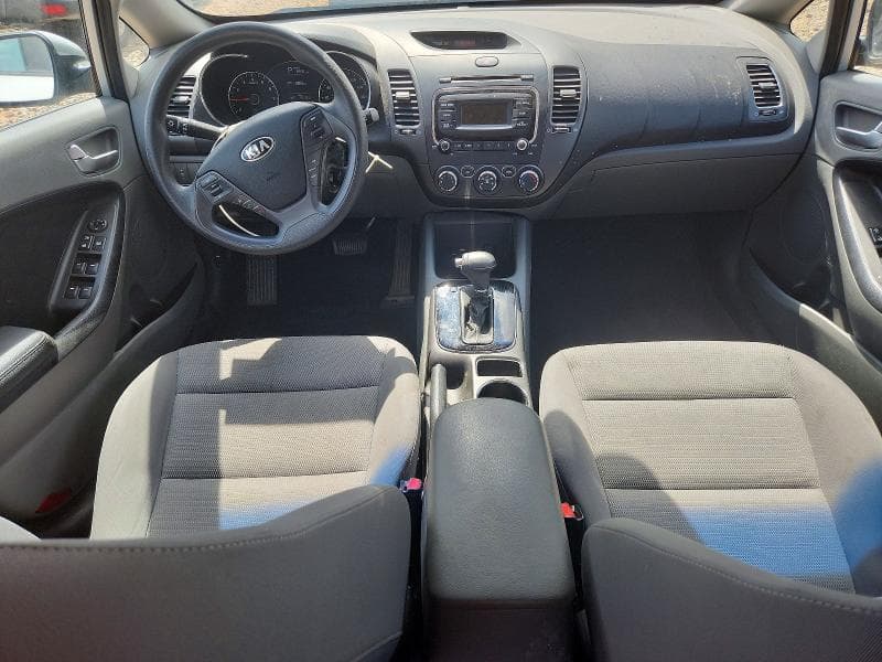 2017 KIA FORTE LX 8