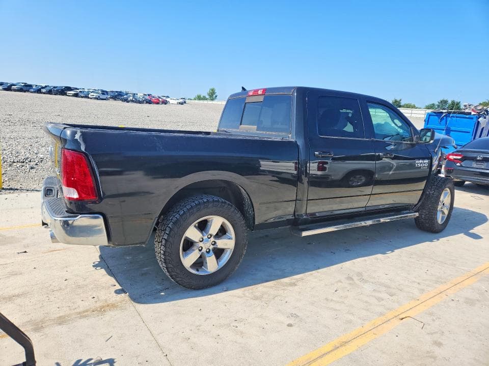 2019 RAM 1500 CLASSIC SLT 3