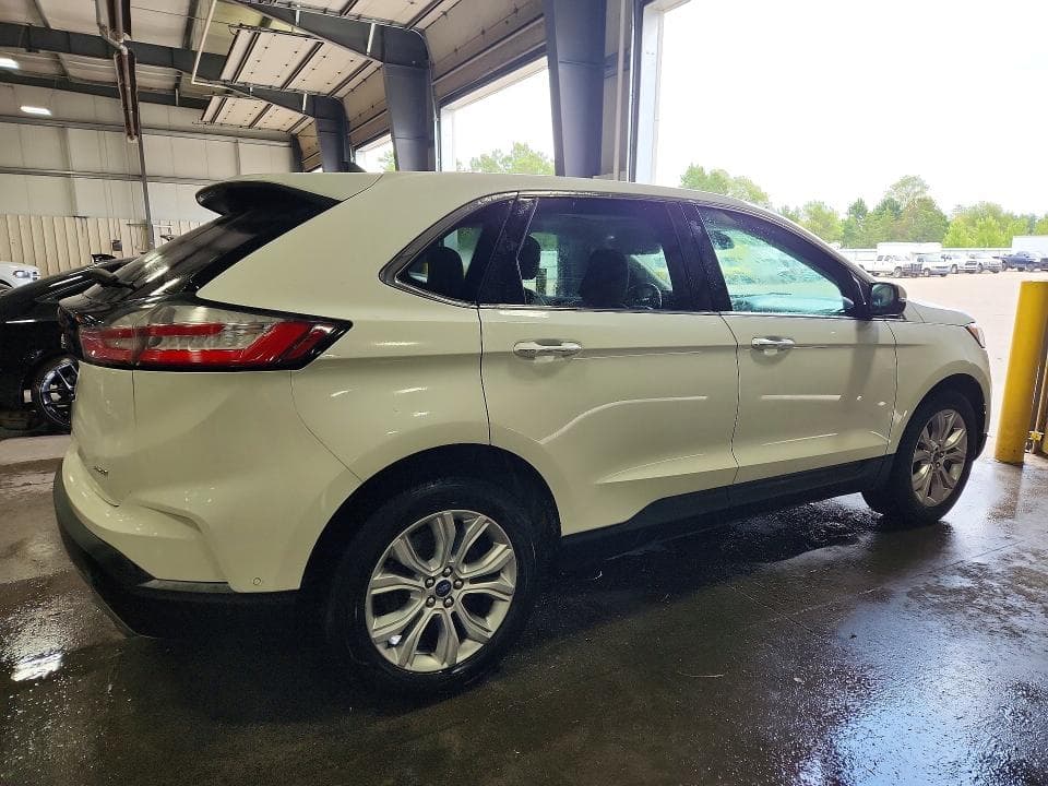 2021 FORD EDGE TITANIUM 3