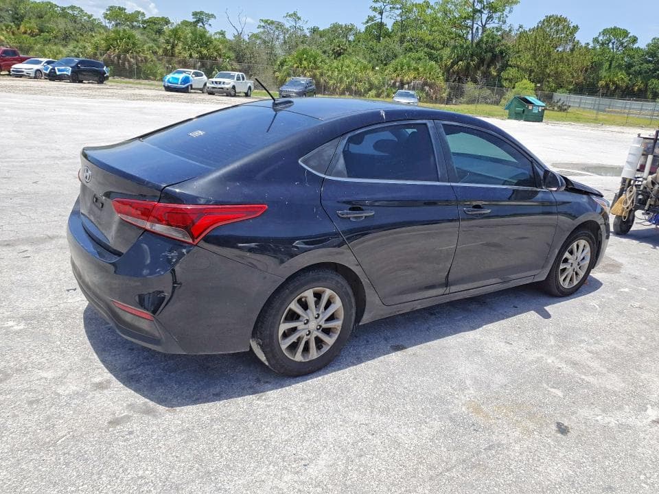 2021 HYUNDAI ACCENT SEL 3