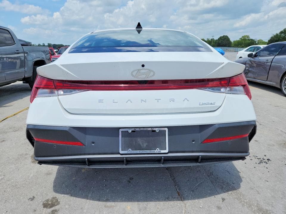 2024 HYUNDAI ELANTRA LIMITED 6