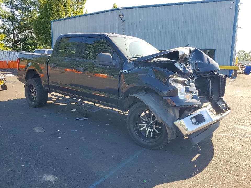 2017 FORD F150 SUPERCREW 4