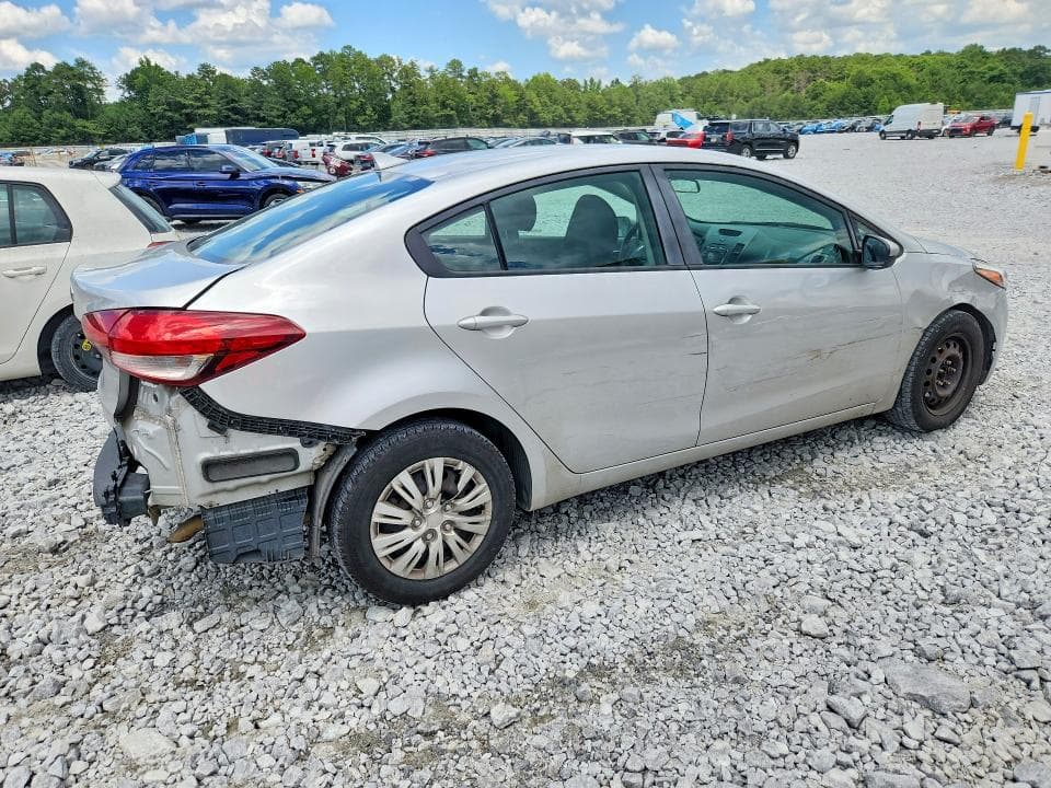 2017 KIA FORTE LX 3