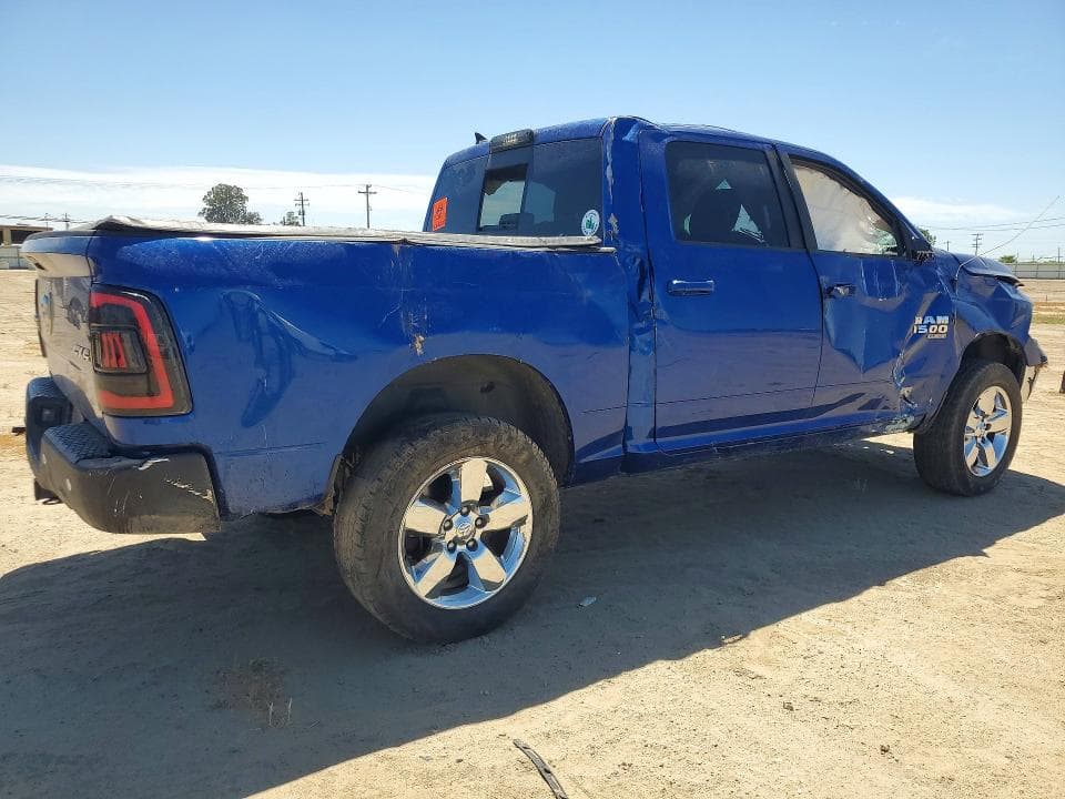 2019 RAM 1500 CLASSIC SLT 3